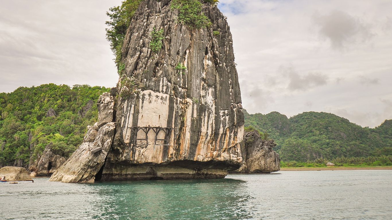 Hotels in Caramoan