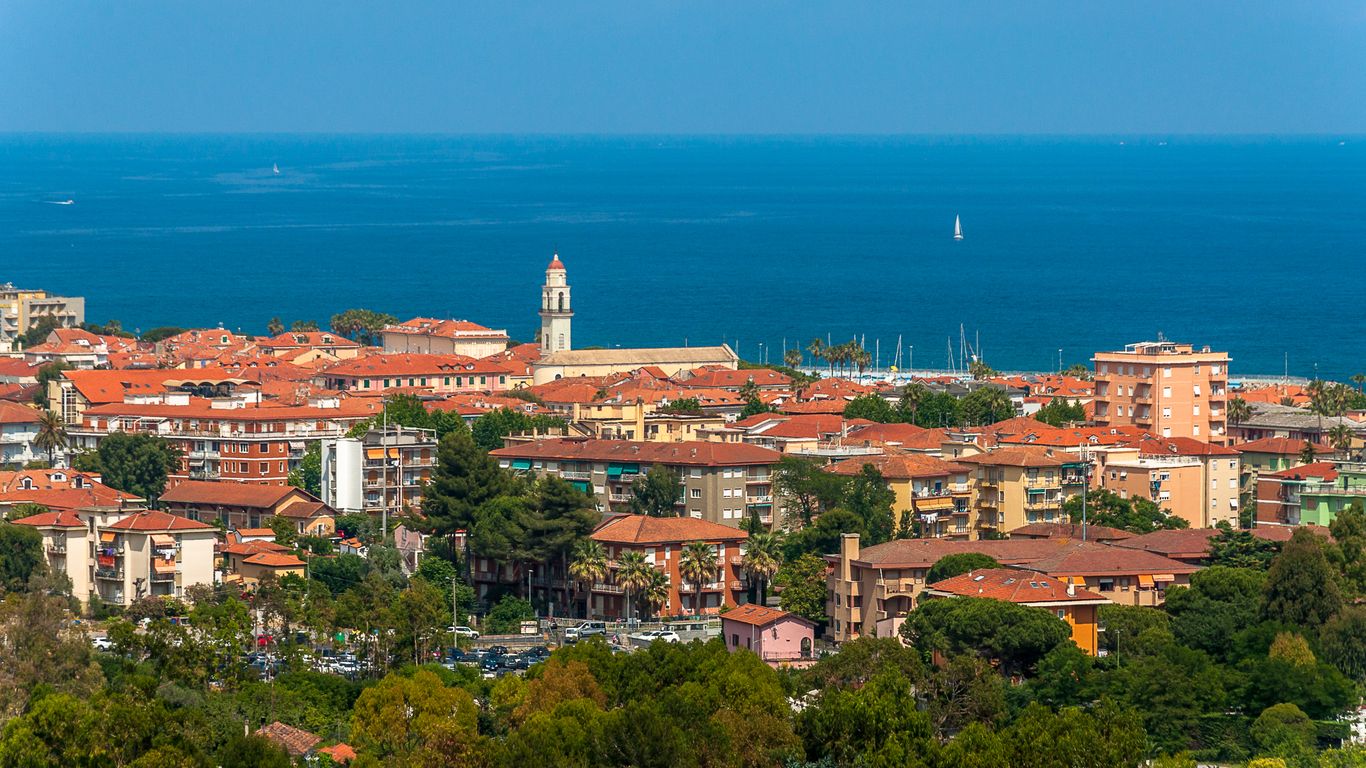 Hotels in Diano Marina