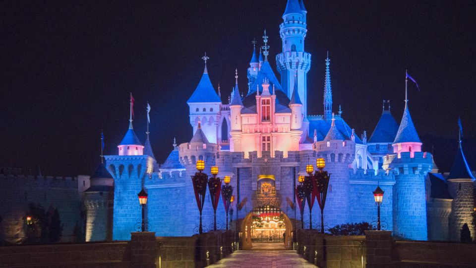 Hotels near Hong Kong Disneyland (Hong Kong) from $150/night - KAYAK