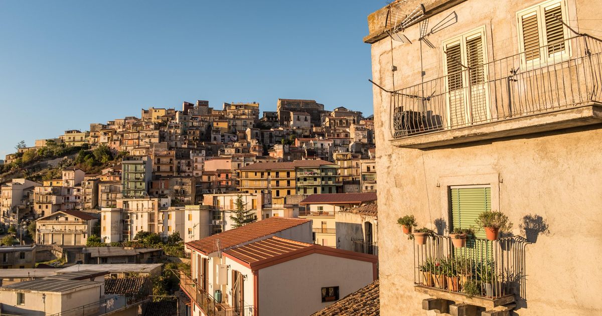 Günstige Hotels in Linguaglossa. Unterkünfte ab 179 €/Nacht KAYAK