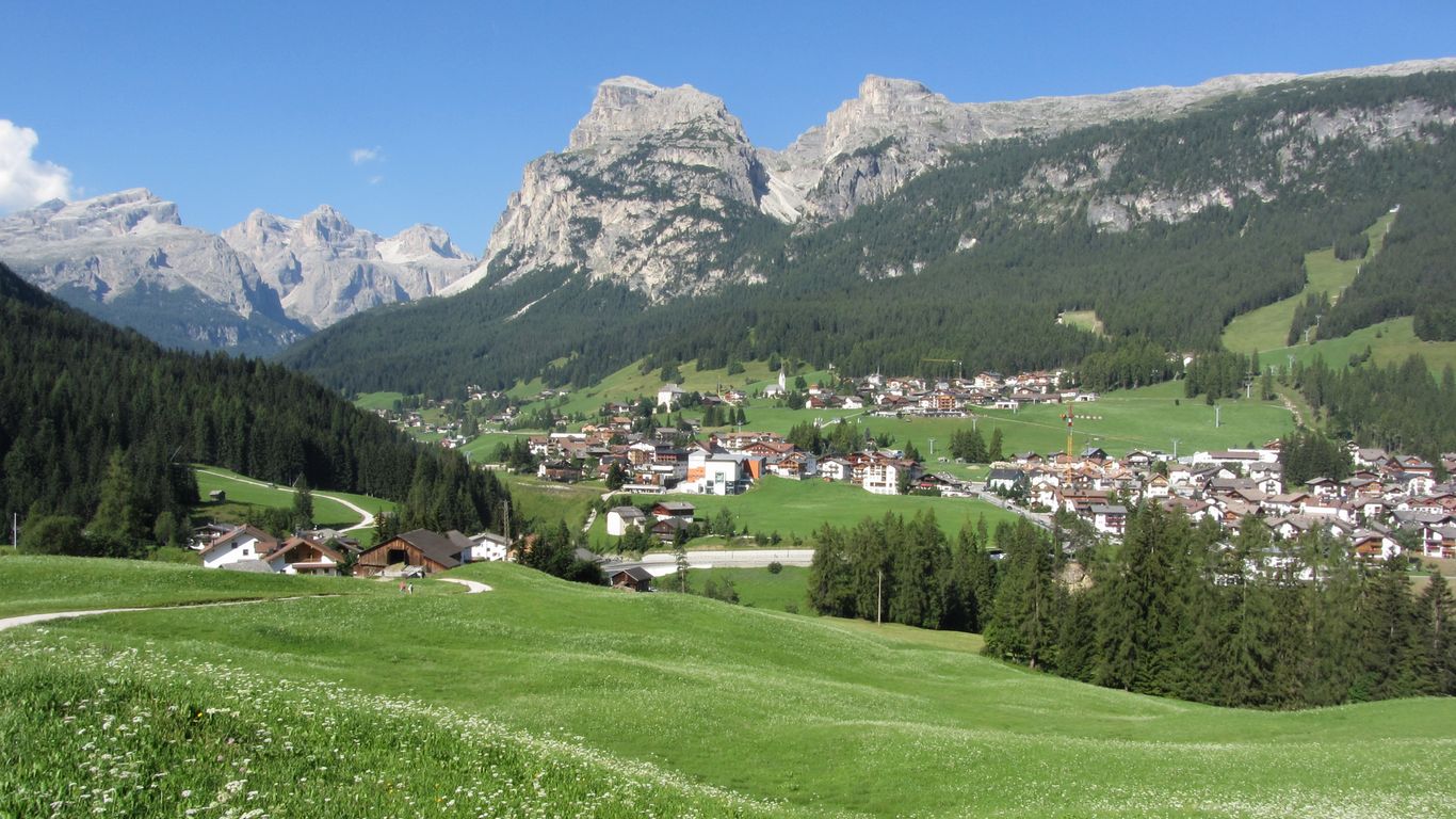 Hotels in La Villa
