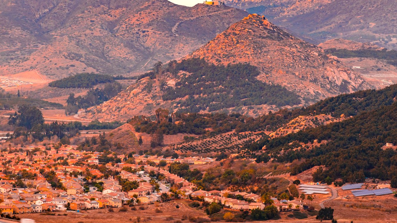 Hotels in Fallbrook
