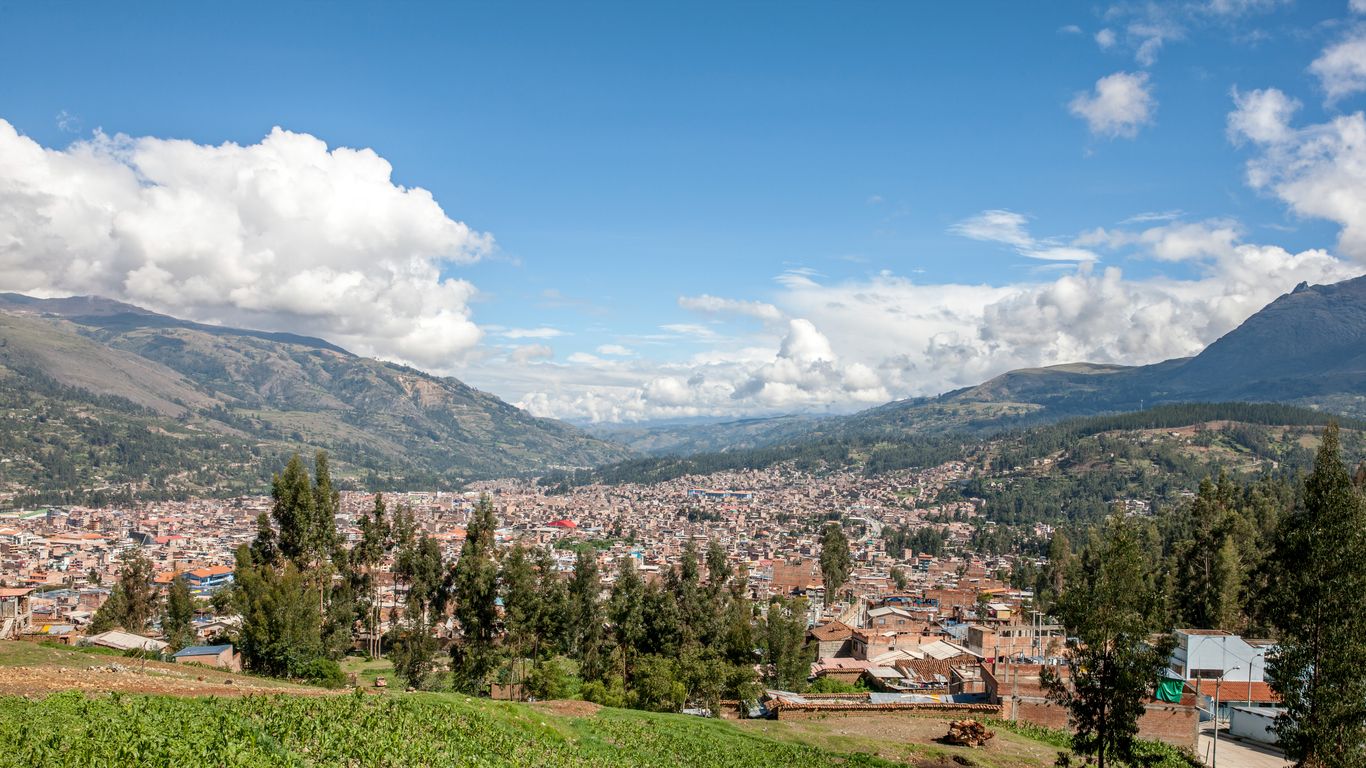 Flights to Huaraz Anta