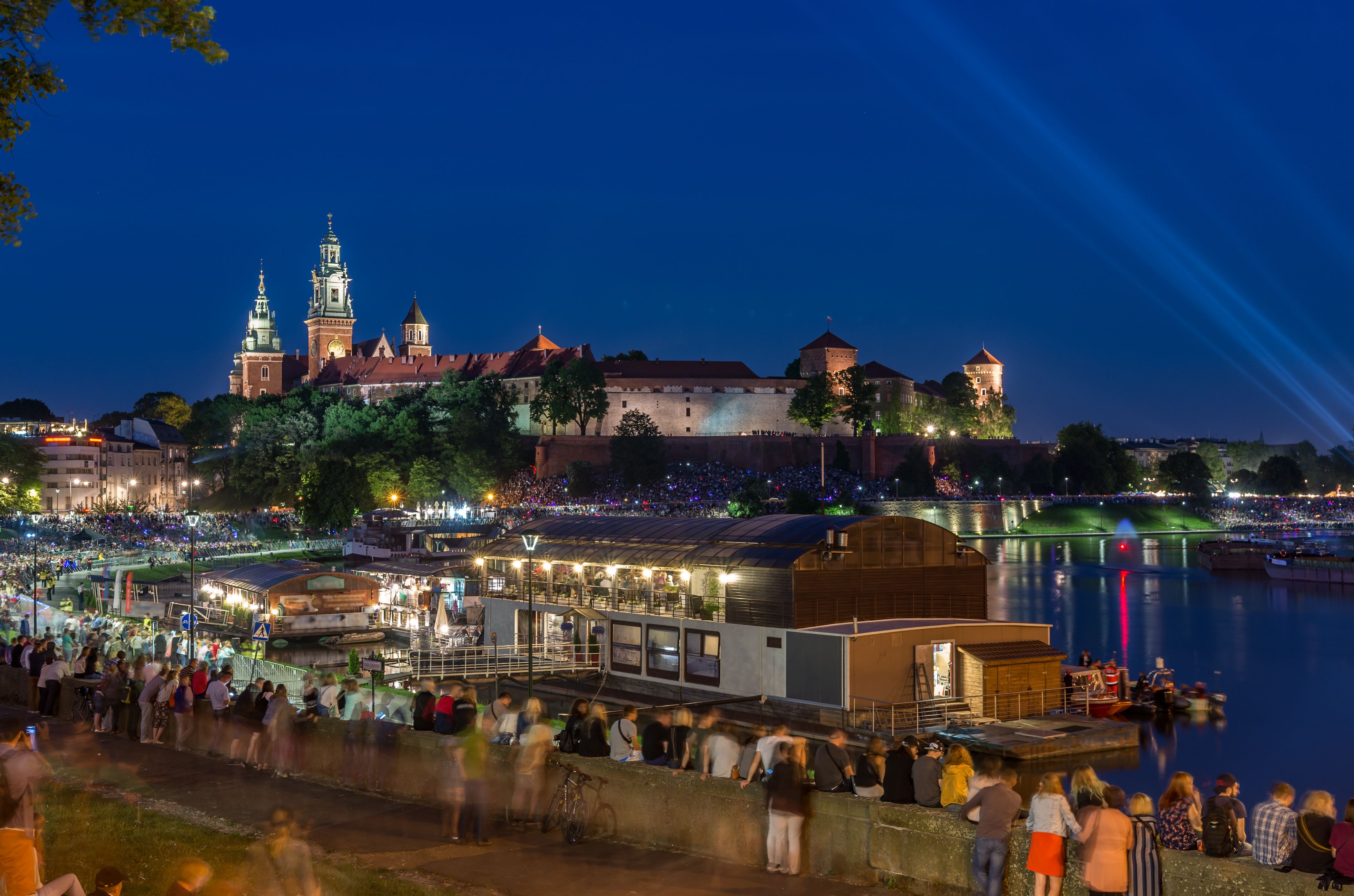 Flights to Krakow from 219 Priceline