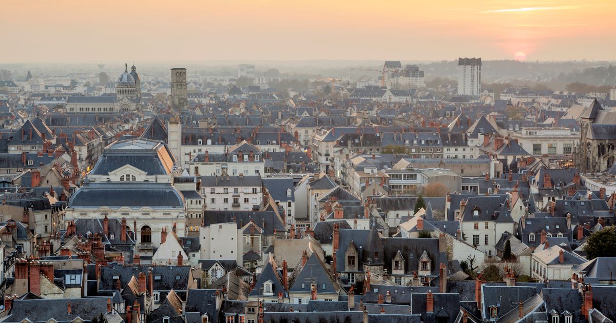 265 € Günstige Flüge von Hamburg nach Tours | SWOODOO