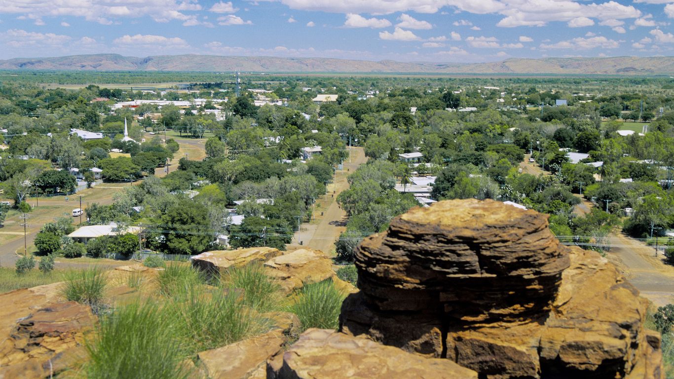 Look for other cheap flights to Kununurra