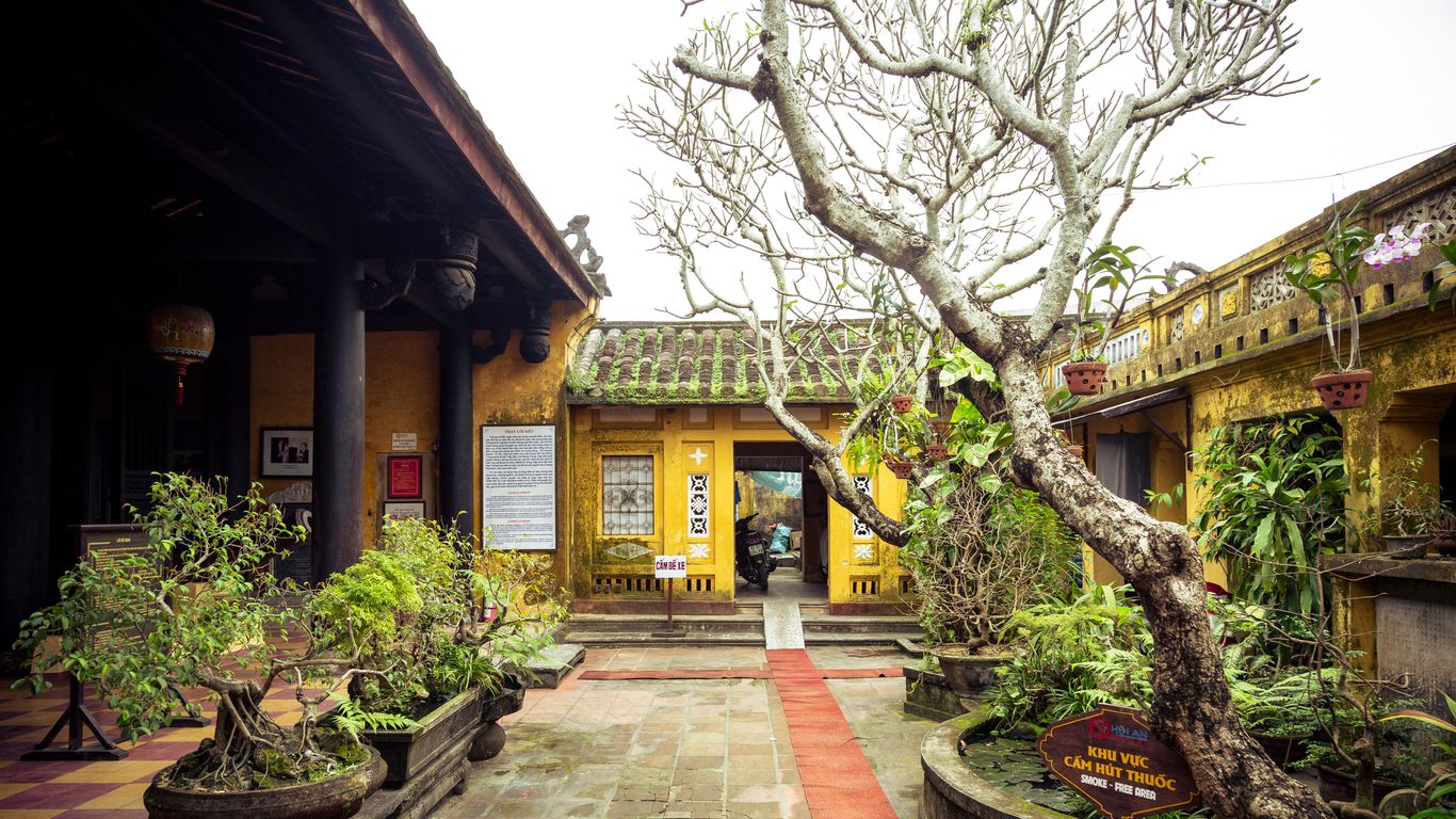 Hotels in Minh An