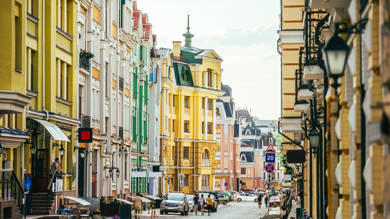 Flights to Киев Жуляны
