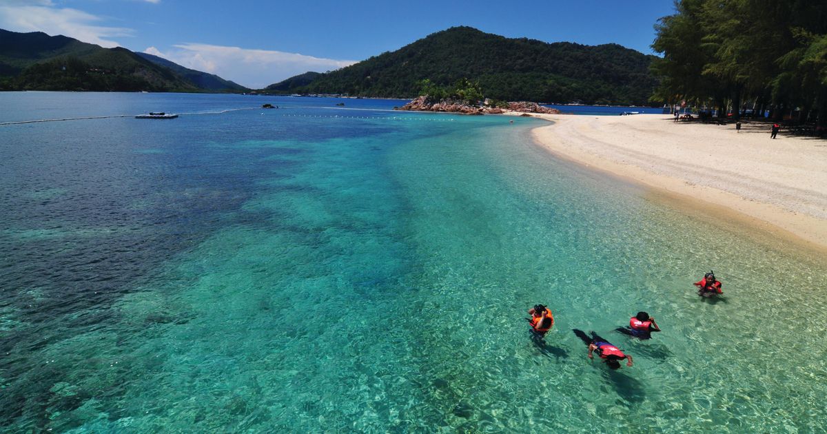 Find Teluk Bahang bed & breakfasts deals | momondo