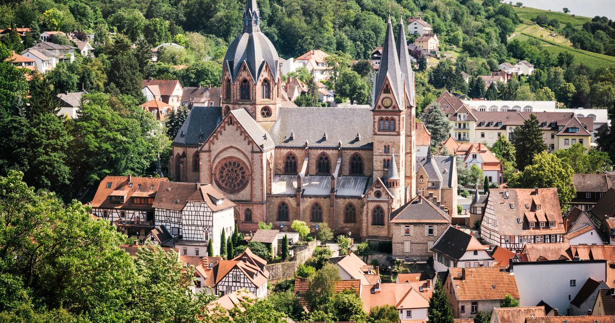 Find Heppenheim bed & breakfasts deals | momondo