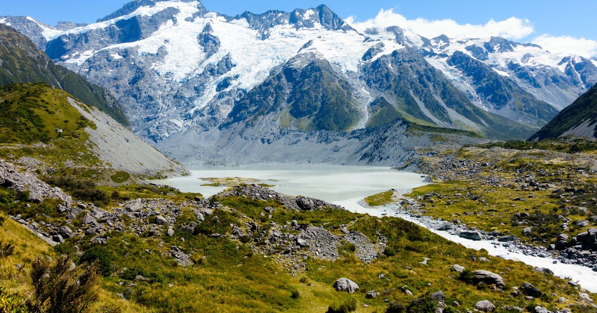 Aoraki Mount Cook Travel Guide Aoraki Mount Cook Tourism KAYAK aoraki-mount-cook-travel-guide-aoraki-mount-cook-tourism-kayak