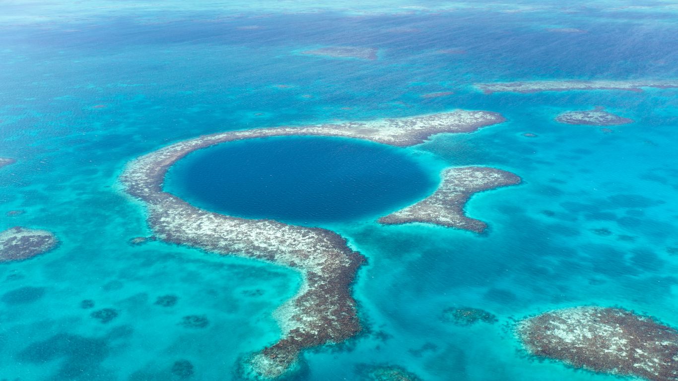 Flüge nach Belize District