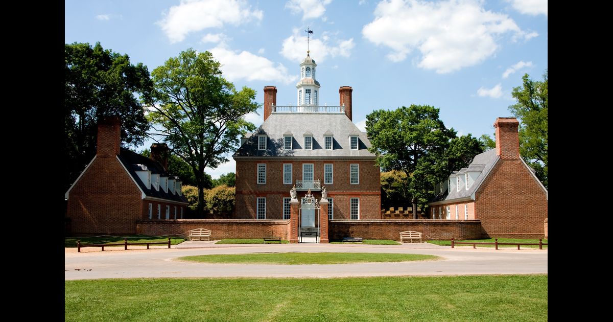 Holidays in Williamsburg from £1,021 Search Flight+Hotel on KAYAK