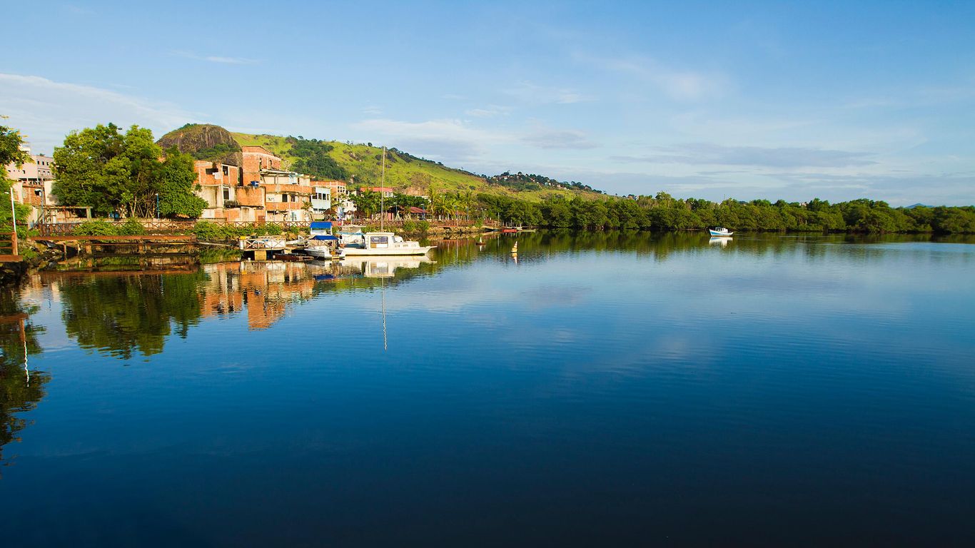 Flights to Vitória Eurico Sales