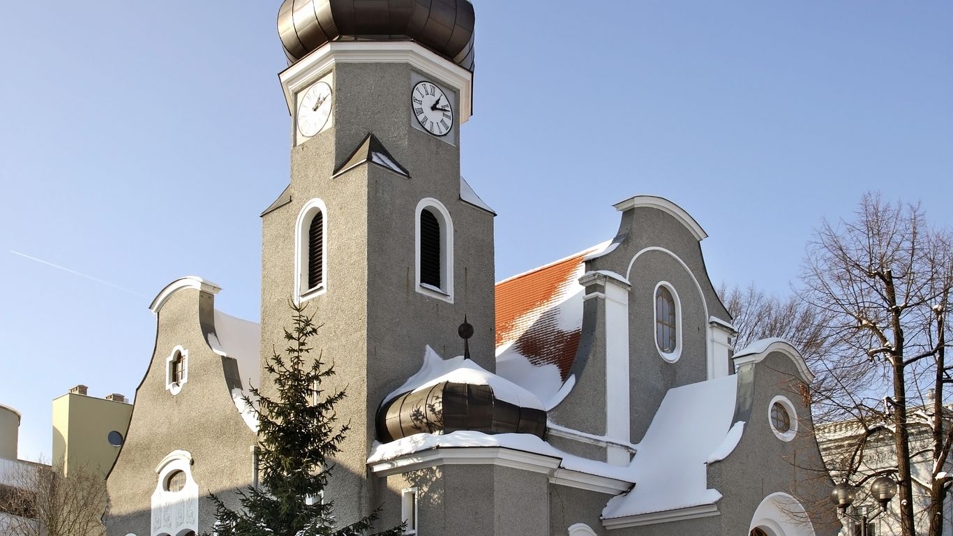 Готелі в Зелена Гура