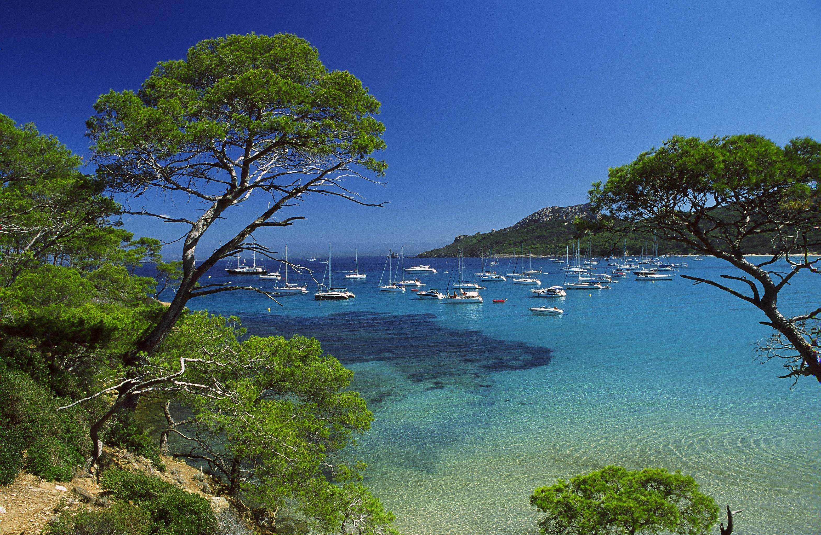 Île De Porquerolles, Hyères - Hôtel Pas Cher à Île De Porquerolles Avec ...