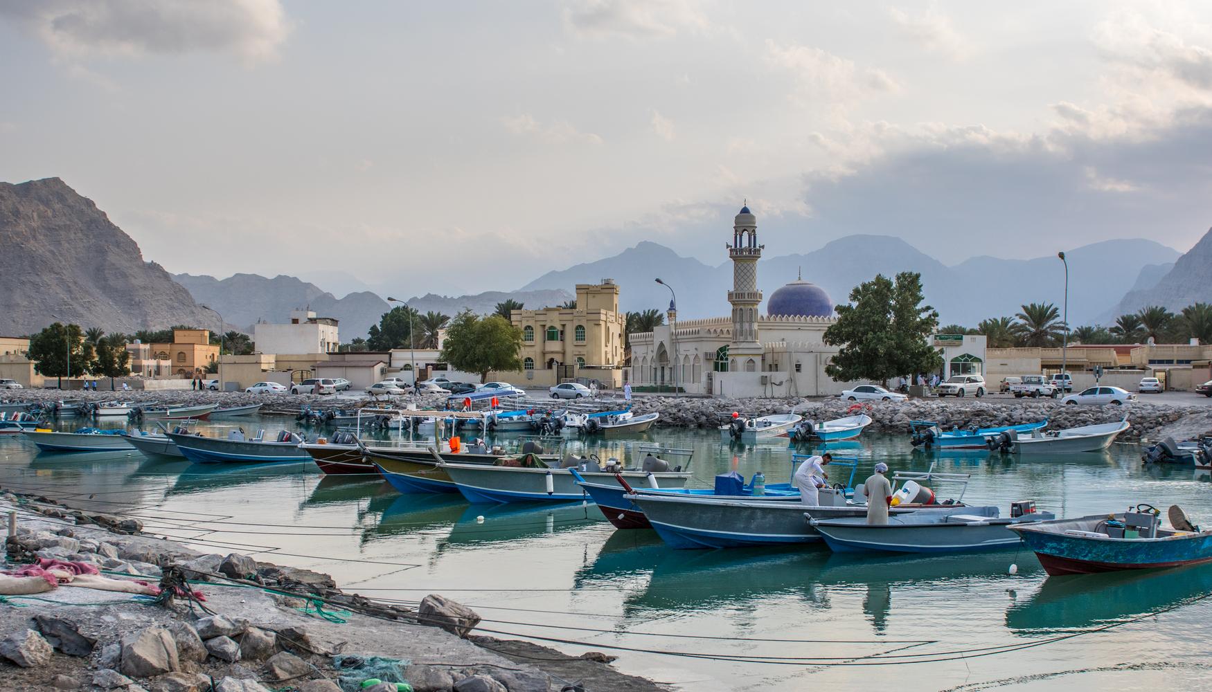 Holidays in Oman from £810 - Search Flight+Hotel on KAYAK