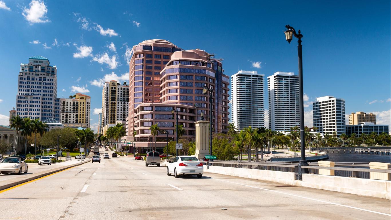 Discover Affordable Car Rental in West Palm Beach Today!