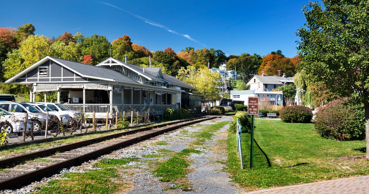 16 Best Hotels in Watkins Glen. Hotel Deals from £106/night KAYAK