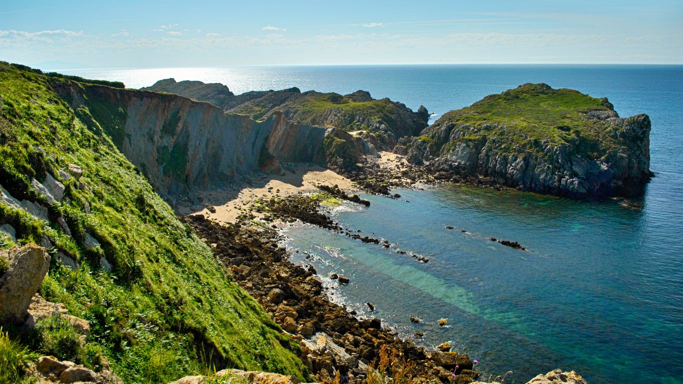 Flights to Cantabria