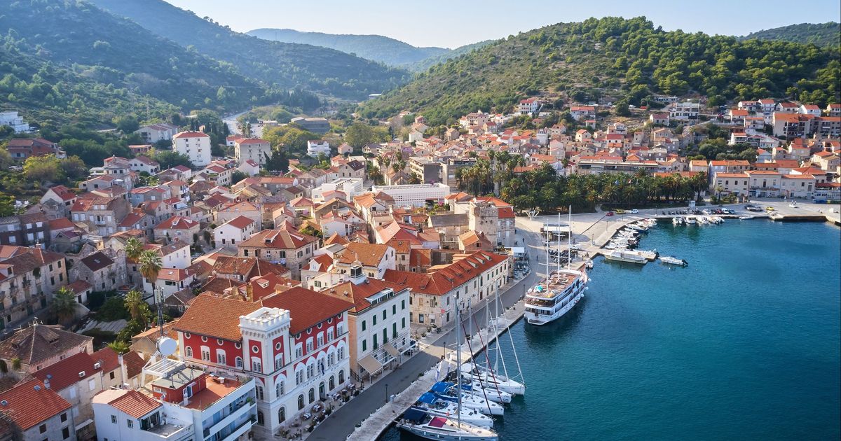 Hotels in Vis from $70 - Find Cheap Hotels with momondo