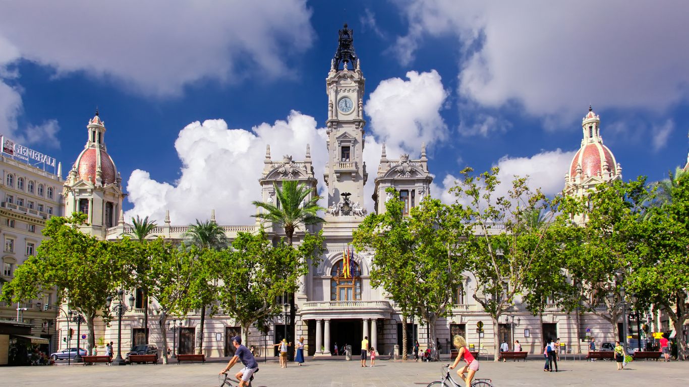 Flights to Valencie Letiště Valencia