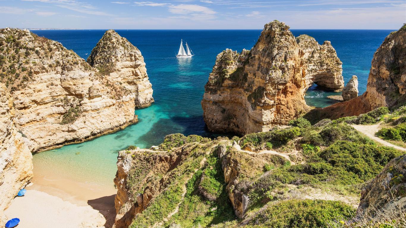 The 10 best cheap hotels in Lagos, Portugal