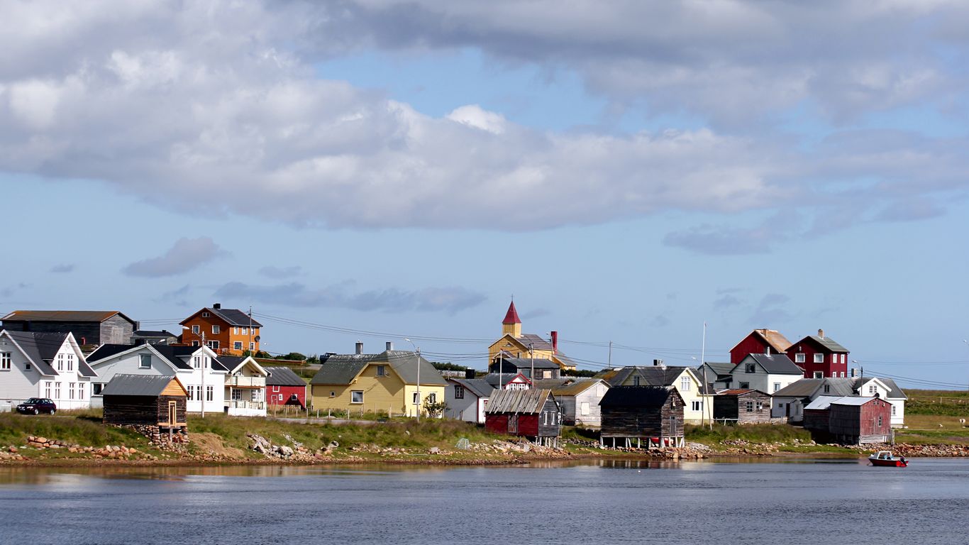 Flights to Vadso