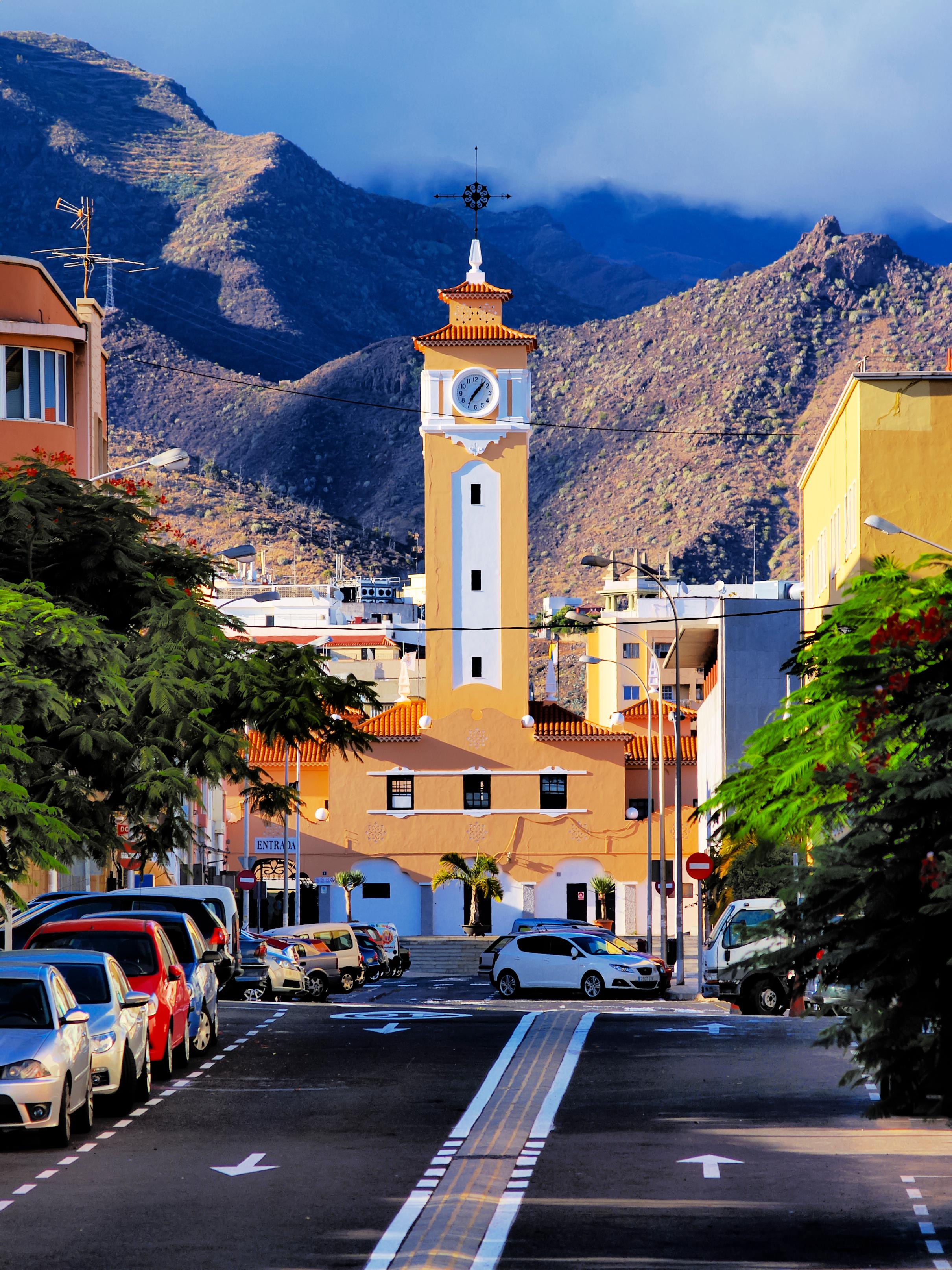 Car Hire in Santa Cruz de Tenerife from 18 day Search for car