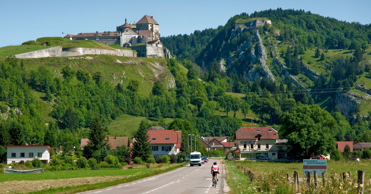 Hotels in Pontarlier ab 33 € Finde günstige Hotels mit momondo