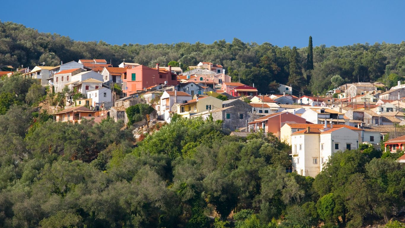 Holidays in Liapades