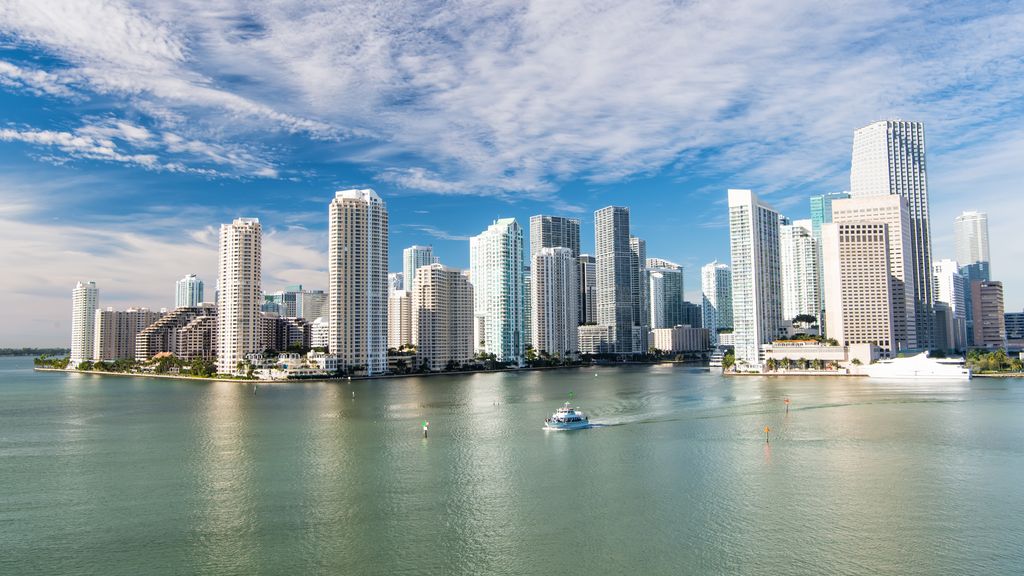 $138 Cheap Delta Flights from Chicago to Miami | KAYAK