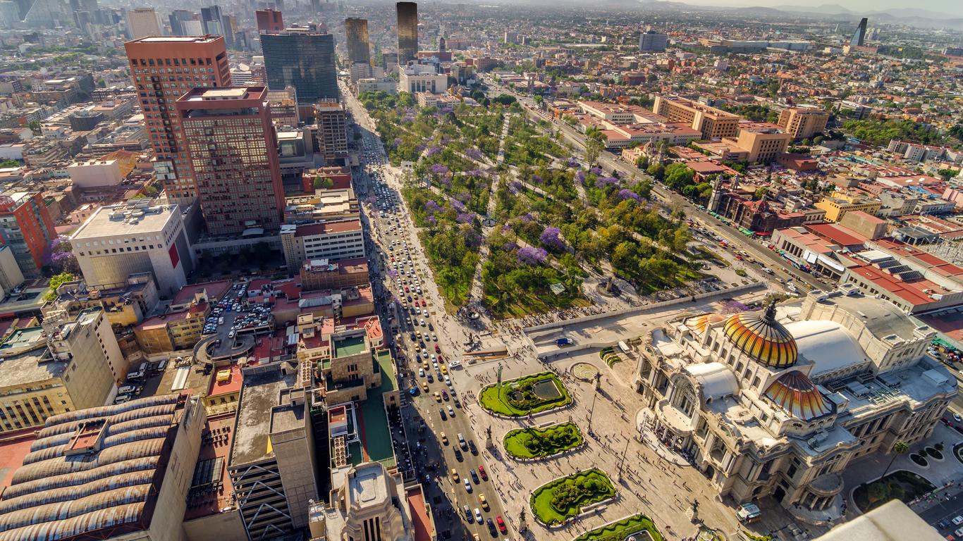 Città del MessicoNoleggio furgoni per 12 passeggeri