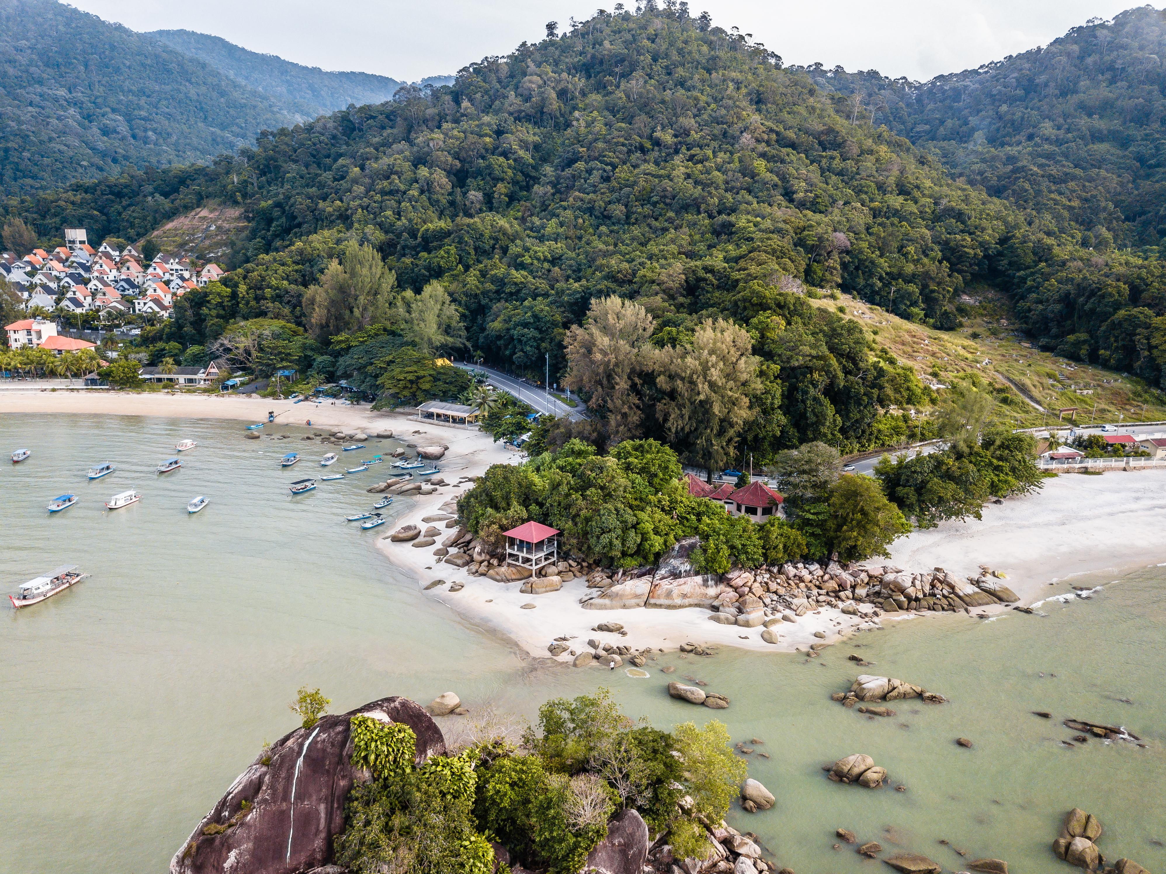 Batu Ferringhi Travel Guide | Batu Ferringhi Tourism - KAYAK