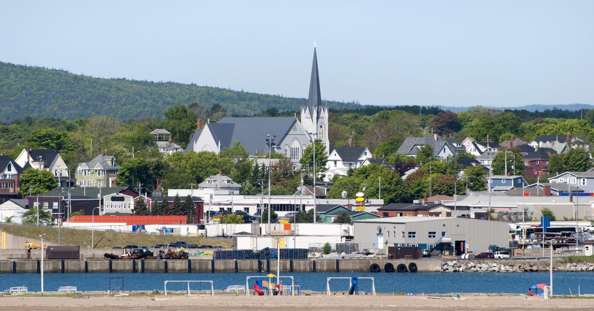 Car Hire in Sydney (Nova Scotia) from A63/day Search for car rentals on KAYAK