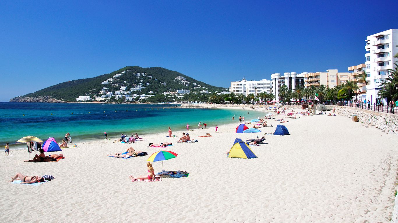 Holidays in Santa Eulària des Riu
