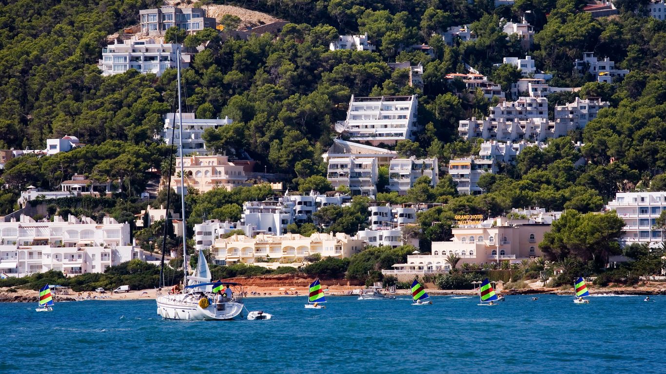 Hotels in Santa Eulària des Riu