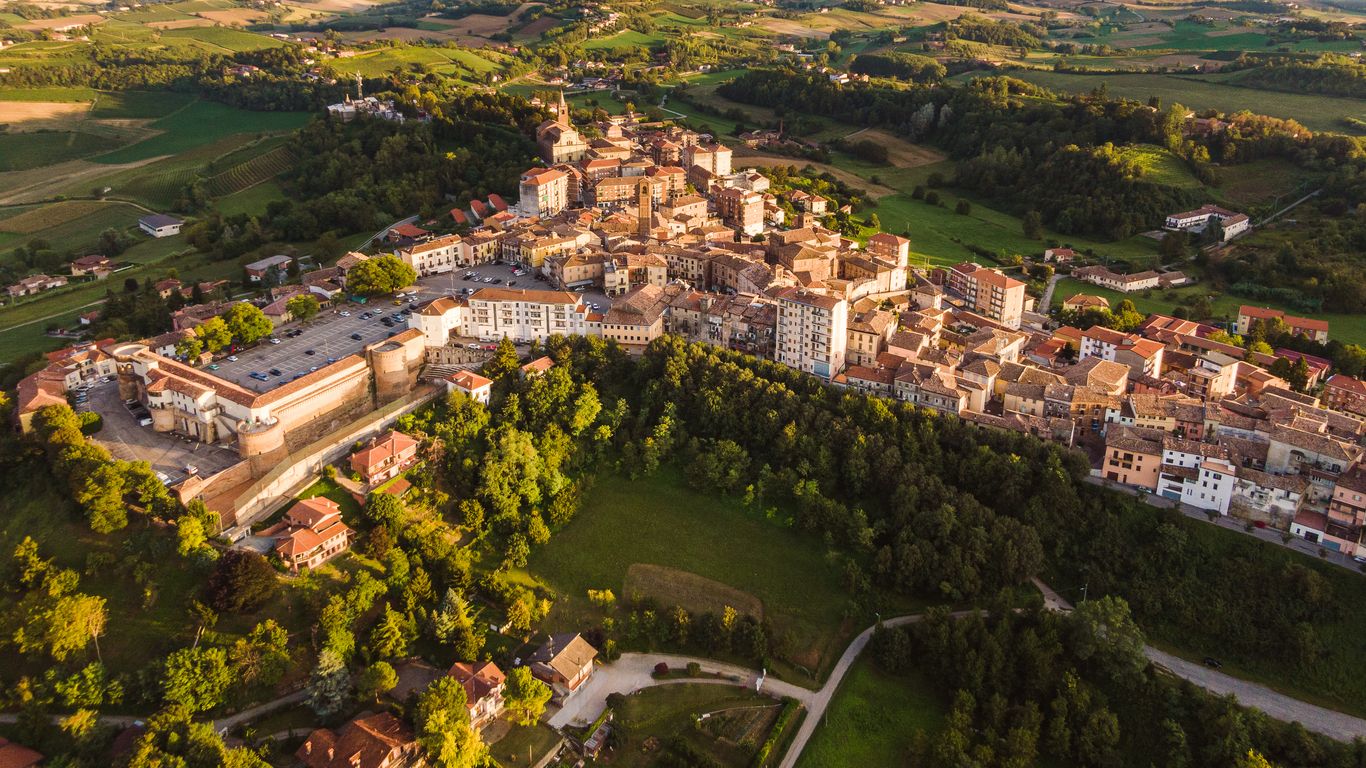 Hotels in Moncalvo