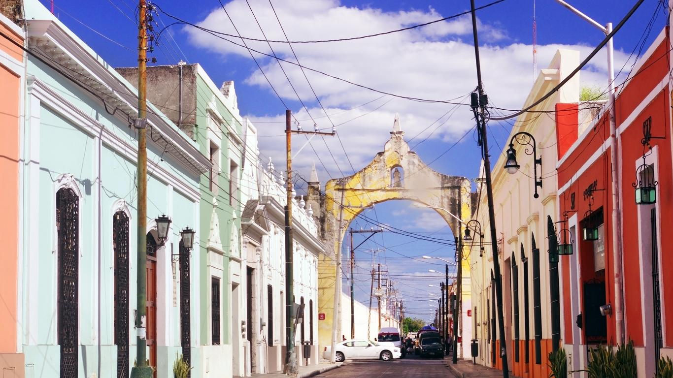 Renta autos en Mérida desde $88/día - Buscar autos de renta en KAYAK