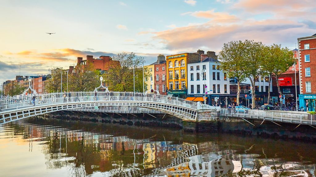 First Class Flights to Ireland - KAYAK