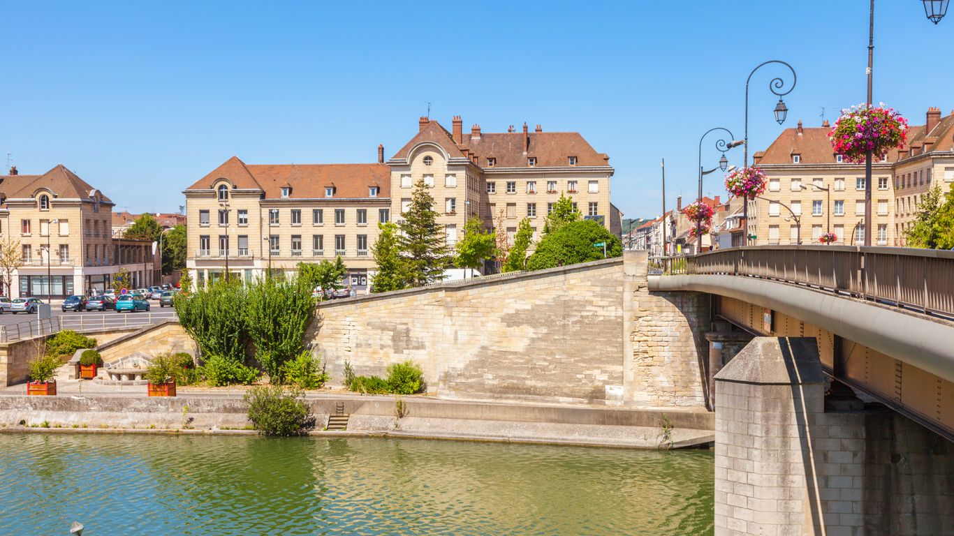 Hotels in Creil