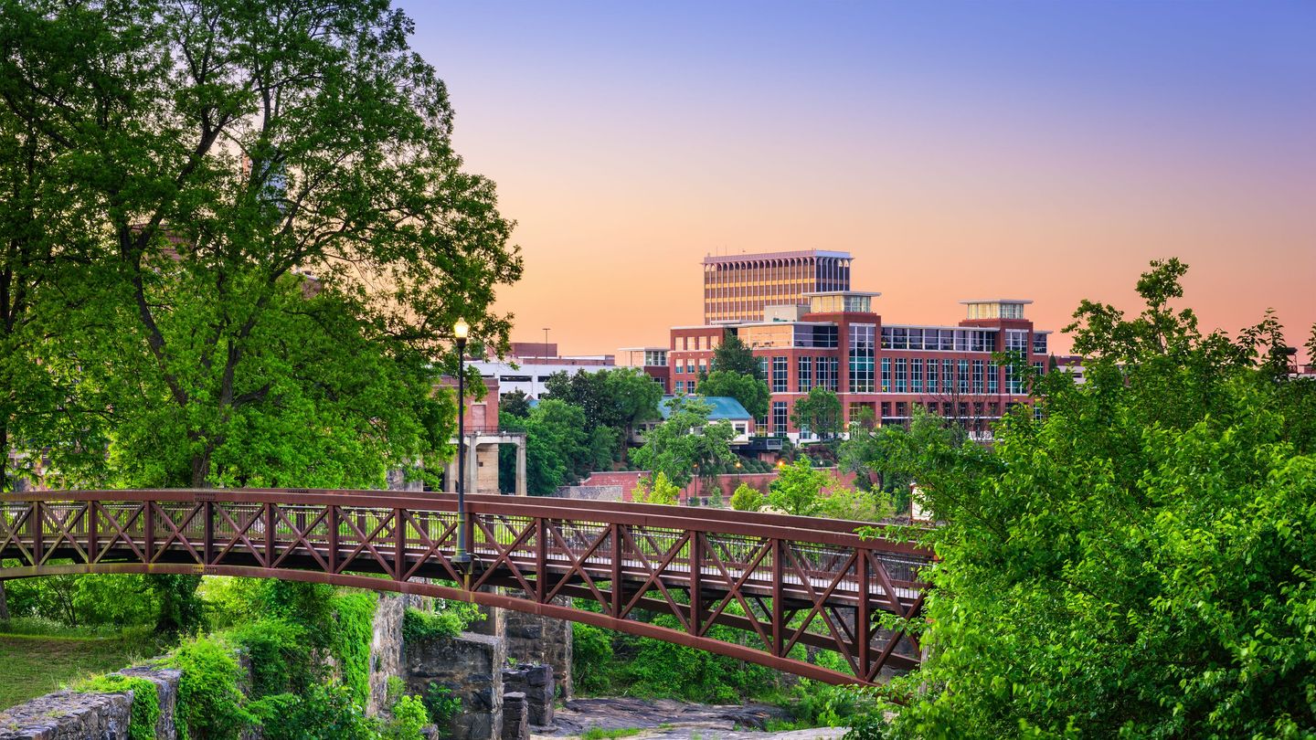 Columbus Metropolitan Area (CSG) - Flight status, maps & more | KAYAK