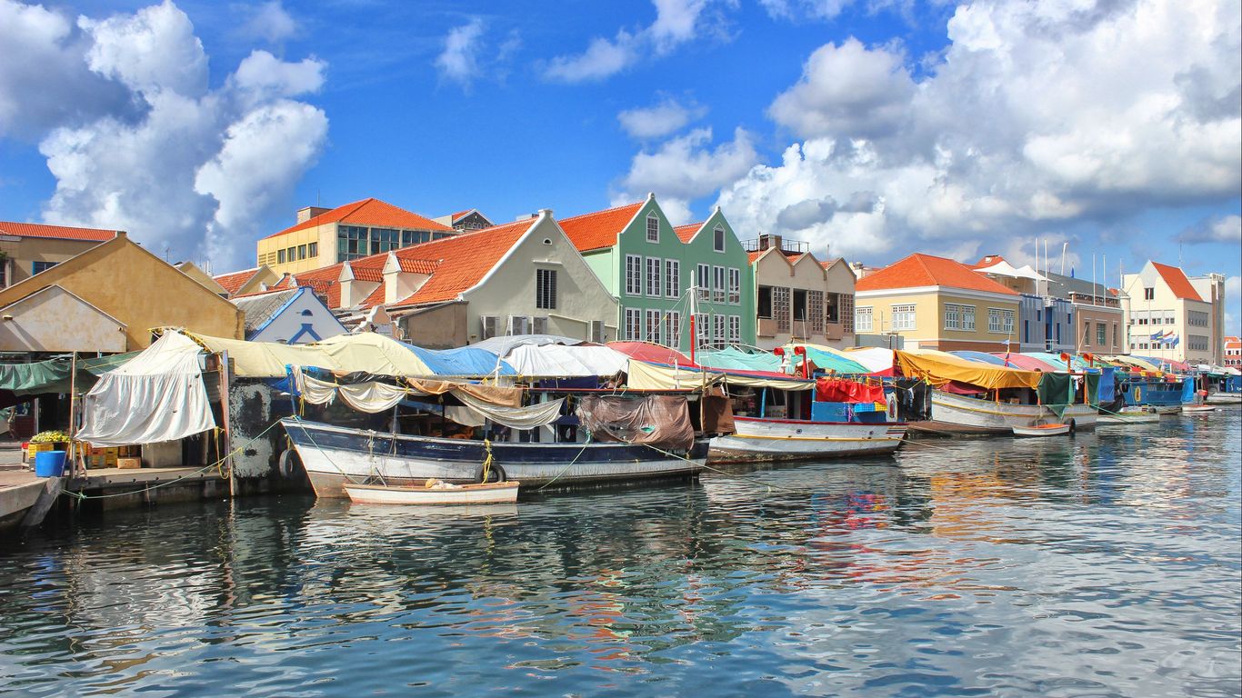 Look for other cheap flights to Willemstad Hato Int.
