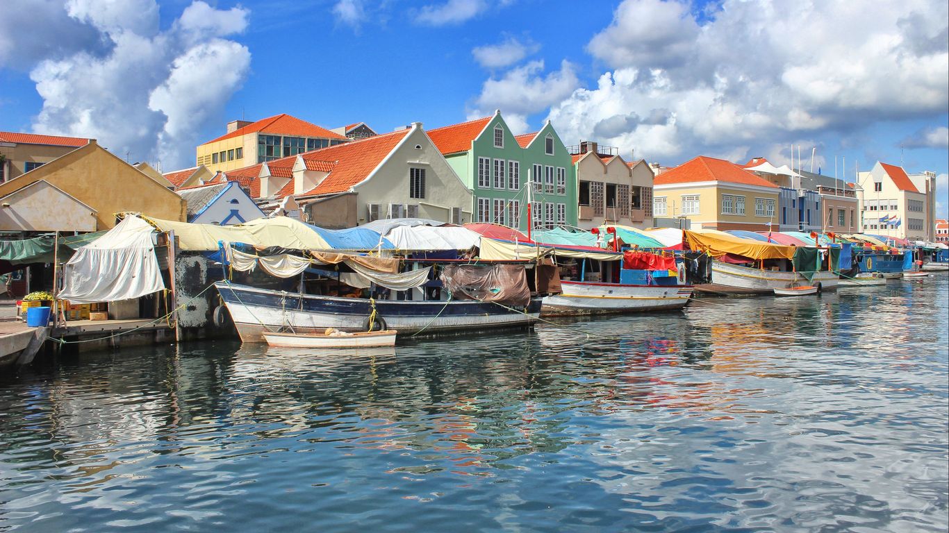 Look for other cheap flights to Willemstad Hato Int.