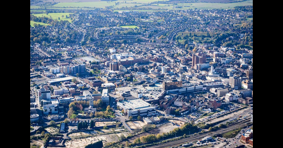 GREEN MOTION hire cars in Luton from £12/day KAYAK