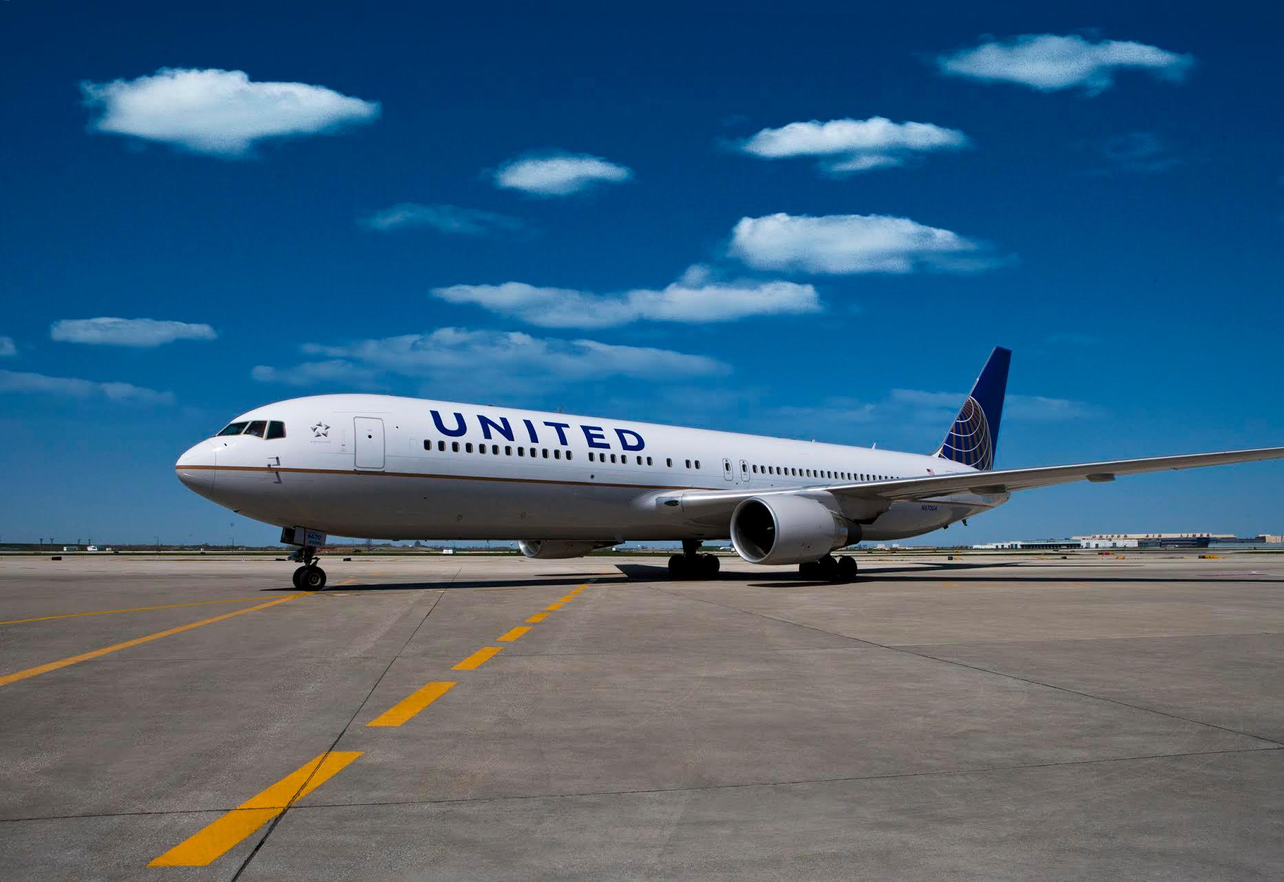 is it cheaper to book on the united airline app?