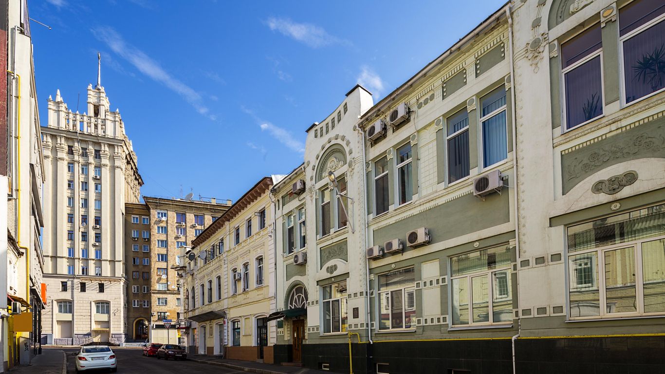 Flights to Charkiv Kharkiv Intl