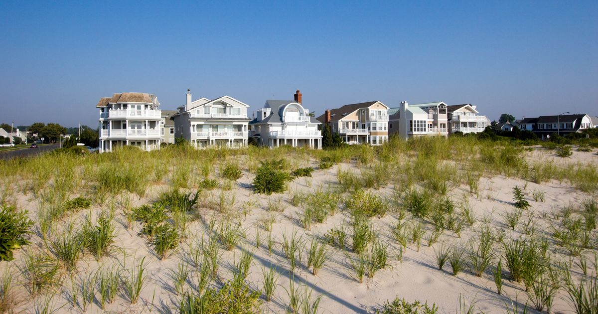 Spring Lake Travel Guide | Spring Lake Tourism - KAYAK