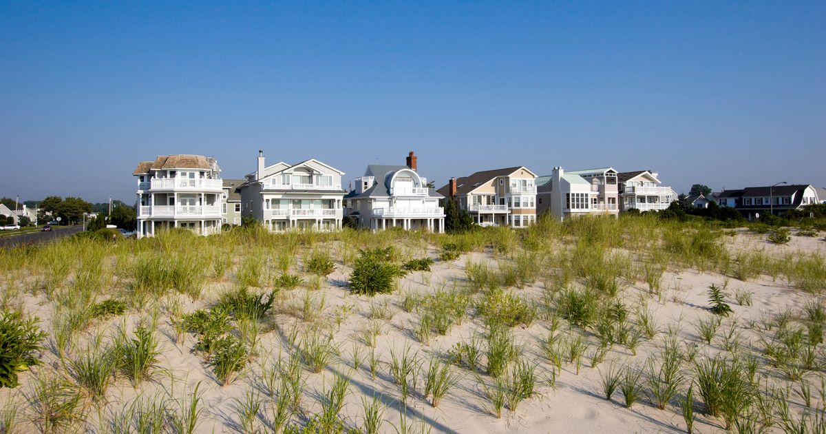 Spring Lake Travel Guide | Spring Lake Tourism - KAYAK