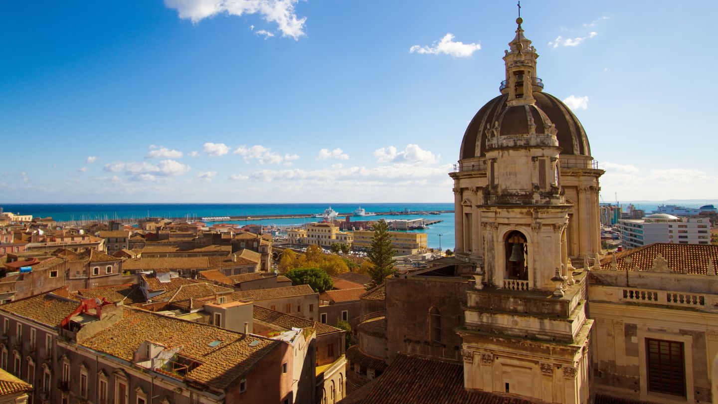 Mietwagen am Flughafen CataniaFontanarossa ab 14 €/Tag KAYAK